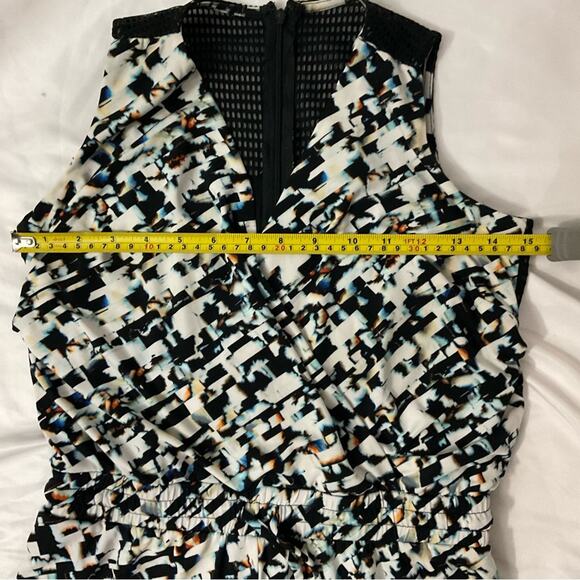 Vince Camuto Abstract Sleeveless Jumpsuit Size 0P Dopamine Prints Retrogirl - Picture 6 of 9